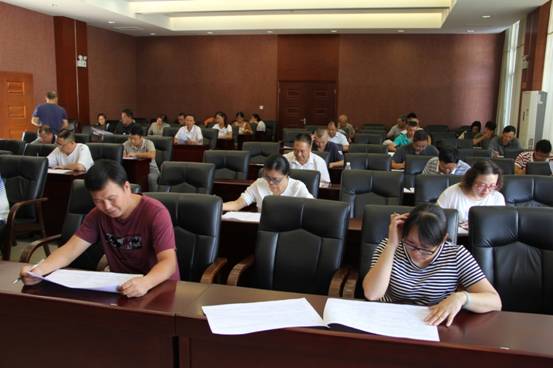 建水：纪检建水监察干部以考促学强充“电”（1）